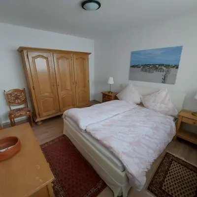 Ein Bett oder Betten in einem Zimmer der Unterkunft Wuppertal Katernberg