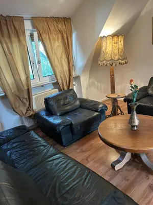 Ein Sitzbereich in der Unterkunft Ruhige Wohnung im Norden von Düsseldorf