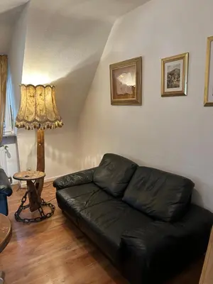 Ein Sitzbereich in der Unterkunft Ruhige Wohnung im Norden von Düsseldorf
