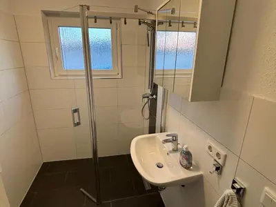 Ein Badezimmer in der Unterkunft Ferienwohnung in Solingen-Mitte