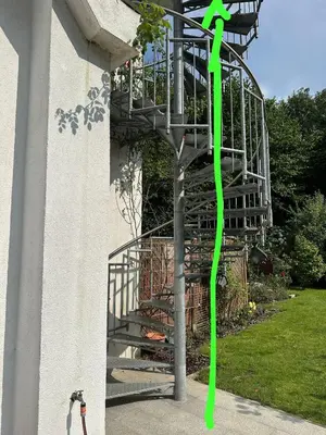 Ein Garten an der Unterkunft MESSE, Uniklinikum, Grugapark - Charmante Wohnung mit Dachterrasse in guter Lage
