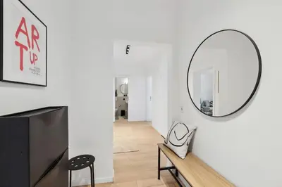 TV/Unterhaltungsangebot in der Unterkunft Schicke grosse Wohnung Apartment Wuppertal Ronsdorf- Nähe DUS & Dortmund & Köln & Essen