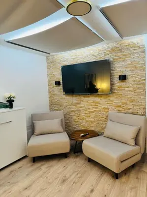 TV/Unterhaltungsangebot in der Unterkunft 2 Raum City-Apartment 5min zum HBF Grupello-2