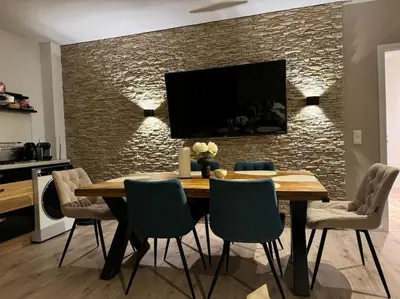 TV/Unterhaltungsangebot in der Unterkunft 3 Raum City-Apartment - 5min zum HBF Grupello-1