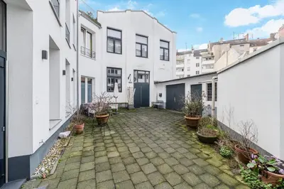 Das Gebäude in dem sich die Ferienwohnung befindet