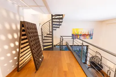 Küche/Küchenzeile in der Unterkunft Pempelfort Luxury Townhouse
