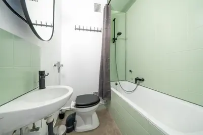 Ein Badezimmer in der Unterkunft Boho Bliss 2R Apartment Zentral