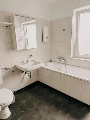 Ein Badezimmer in der Unterkunft Wohnen im Ländereck! Essen-Mülheim-Oberhausen! BS2L
