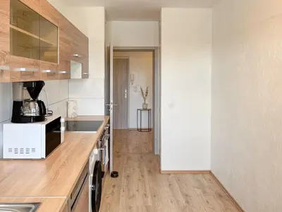 Küche/Küchenzeile in der Unterkunft T&K Apartments near Messe Fair Trade Düsseldorf und Airport 1A