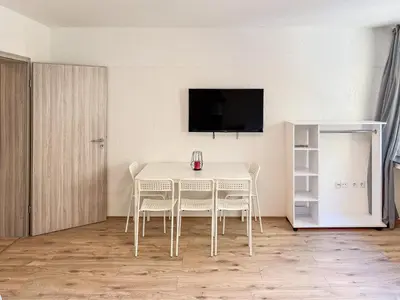 TV/Unterhaltungsangebot in der Unterkunft T&K Apartments near Messe Fair Trade Düsseldorf und Airport 1A