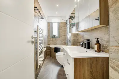 Ein Badezimmer in der Unterkunft VALLEY APARTMENT Wuppertal