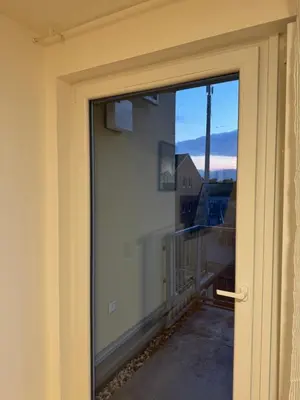 Ein allgemeiner Bergblick oder ein Berglick von der Ferienwohnung aus