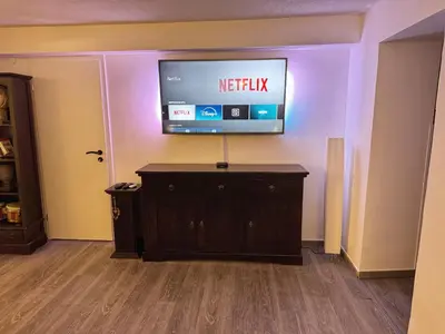 TV/Unterhaltungsangebot in der Unterkunft 2 Zimmer Apartment am Zoo mit Garten