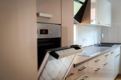 Küche/Küchenzeile in der Unterkunft Gemütliche Wohnung by Junik Apartments