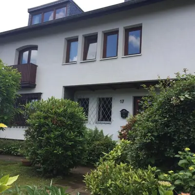 Ein Garten an der Unterkunft Gästeappartement Ratingen-Hösel
