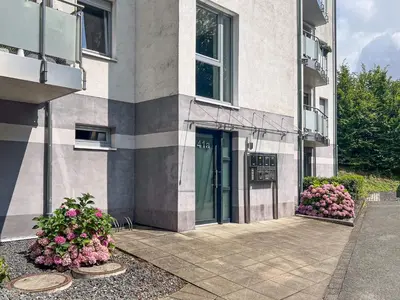 Das Gebäude in dem sich die Ferienwohnung befindet