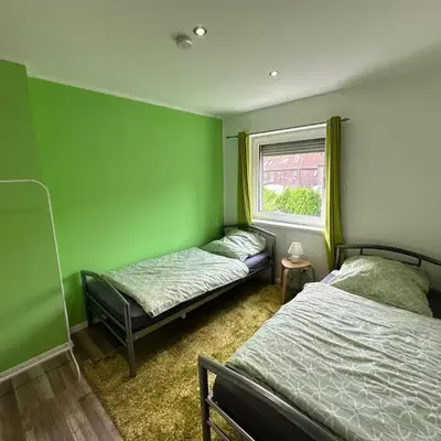 Ganzes Monteurhaus mit 4 Schlafzimmern für bis zu 8 Gäste