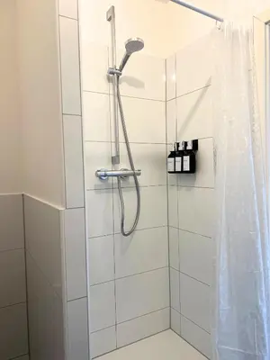 Ein Badezimmer in der Unterkunft Apartment Ratingen - Balkon, Nähe DÜ-Messe und Airport