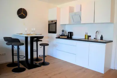 Küche/Küchenzeile in der Unterkunft Apartment Ratingen - Balkon, Nähe DÜ-Messe und Airport