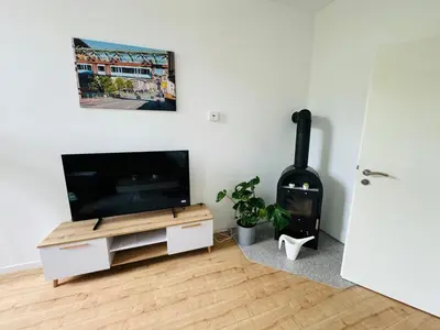 TV/Unterhaltungsangebot in der Unterkunft Neu und modern - 2 Schlafzimmer - Arbeitsplatz - Nespresso