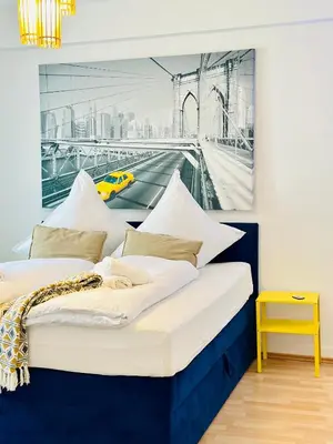 Ein Bett oder Betten in einem Zimmer der Unterkunft 99qm FeWo Uniklinikum-Essen
