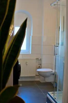 Ein Badezimmer in der Unterkunft 99qm FeWo Uniklinikum-Essen