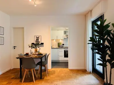 Küche/Küchenzeile in der Unterkunft Klassen Stay - Design Apartment - Balkon - Netflix - Nähe Messe