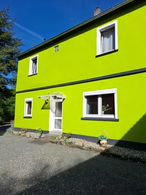 Das Gebäude in dem sich die Ferienwohnung befindet