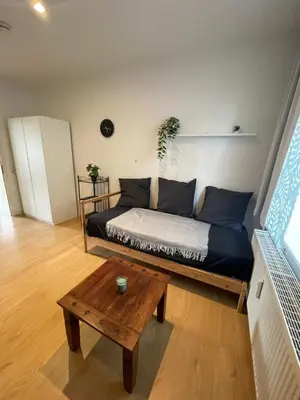Ein Sitzbereich in der Unterkunft Apartment, parterre, für 3 Gäste, Zentral gelegen, Mitsubishi Halle