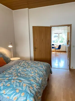 Ein Bett oder Betten in einem Zimmer der Unterkunft Sternbusch Wohnung, perfekte Lage zwischen Uni und Hbf Duisburg