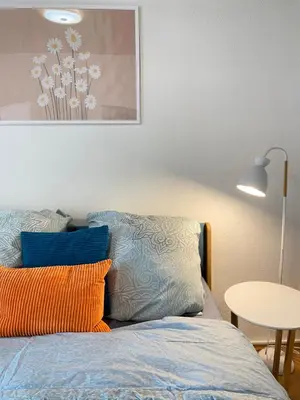 Ein Bett oder Betten in einem Zimmer der Unterkunft Sternbusch Wohnung, perfekte Lage zwischen Uni und Hbf Duisburg