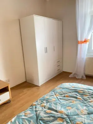 Ein Bett oder Betten in einem Zimmer der Unterkunft Sternbusch Wohnung, perfekte Lage zwischen Uni und Hbf Duisburg