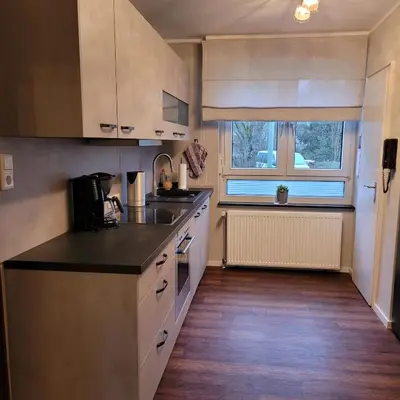Küche/Küchenzeile in der Unterkunft Messe und Ferienapartment, 90 qm, 2 Schlafzimmer, 1-4 Gäste