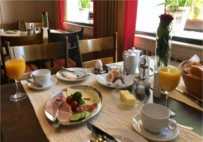 Essen im Hotel oder in der Nähe