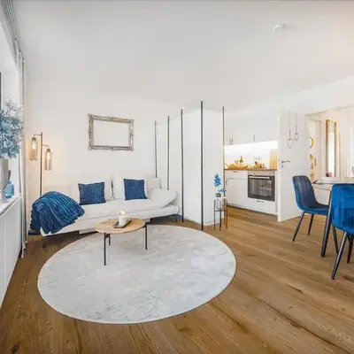 Excellence Deluxe Suite mit Balkon & Stadtblick - zentral an der Messe Essen