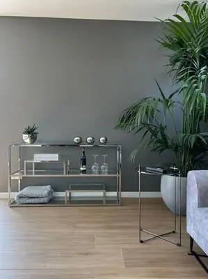 Ein Sitzbereich in der Unterkunft Airport-Messe Luxuswohnung, circa 10 Minuten entfernt 4