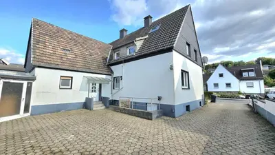 Das Gebäude in dem sich die Ferienwohnung befindet