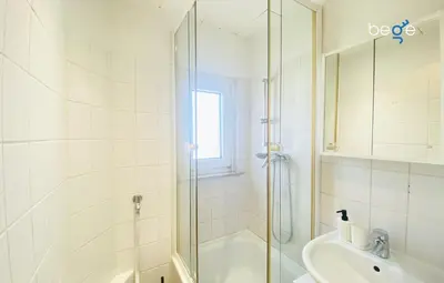 Ein Badezimmer in der Unterkunft SASI HOMES WorkNest