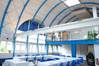 Ein Restaurant oder anderes Speiselokal in der Unterkunft Hotel Georg