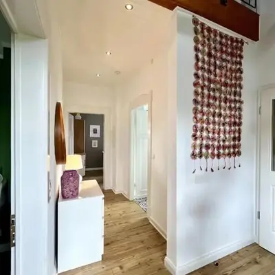 Moderne Altbauwohnung im Grünen