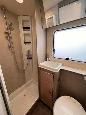 Ein Badezimmer in der Unterkunft Gemütlicher Camper-Wiesnnah