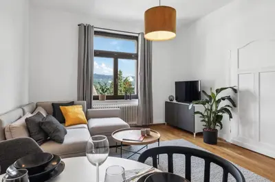 Ein Sitzbereich in der Unterkunft Top Wohnung-Neu-20 min nach Düsseldorf