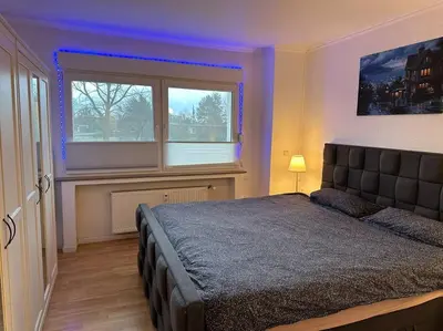 Ein Bett oder Betten in einem Zimmer der Unterkunft Top 3 Zimmer Appartment bei der Schalke Arena, Sport und Natur nähe Dortmund Essen Düsseldorf Oberhausen