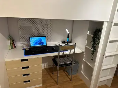 TV/Unterhaltungsangebot in der Unterkunft Top 3 Zimmer Appartment bei der Schalke Arena, Sport und Natur nähe Dortmund Essen Düsseldorf Oberhausen