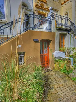Das Gebäude in dem sich die Ferienwohnung befindet