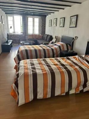 Ein Bett oder Betten in einem Zimmer der Unterkunft Duesseldorf altstadt bolkerstr