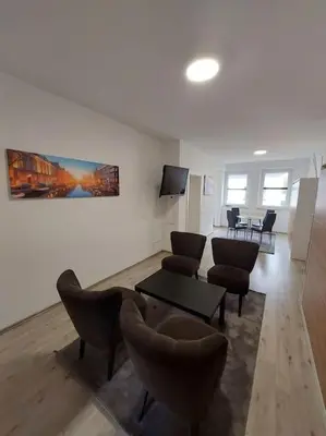 TV/Unterhaltungsangebot in der Unterkunft Schöne helle 50qm Suite mit großer Küche