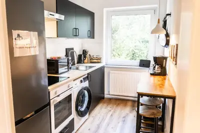 Küche/Küchenzeile in der Unterkunft CosyHomes24 - Centrally with balcony - HA02
