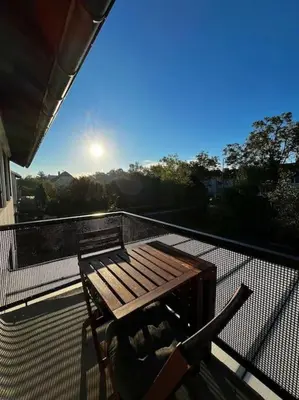 Ein Balkon oder eine Terrasse in der Unterkunft Gemütliche Wohnung nahe Messe und Flughafen