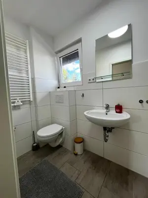 Ein Badezimmer in der Unterkunft Gemütliche Wohnung nahe Messe und Flughafen
